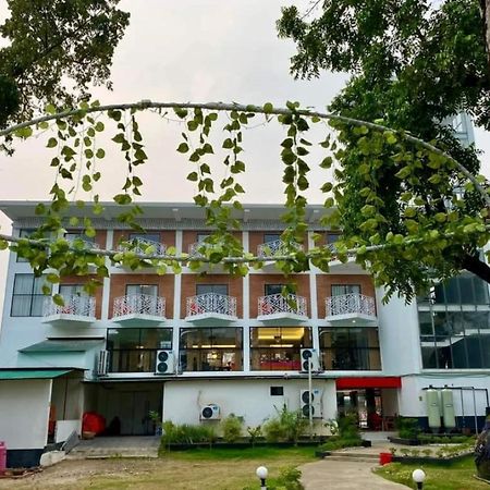Shada Pathor Hotel & Resort Companiganj Екстер'єр фото