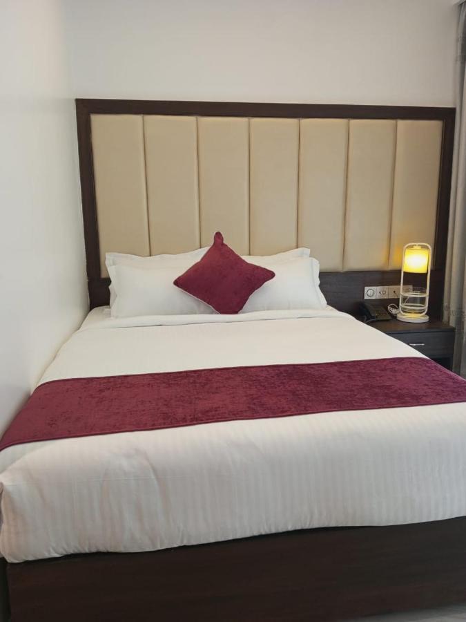 Shada Pathor Hotel & Resort Companiganj Екстер'єр фото