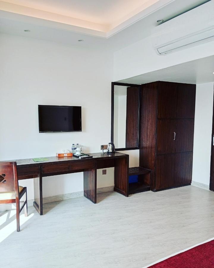 Shada Pathor Hotel & Resort Companiganj Екстер'єр фото