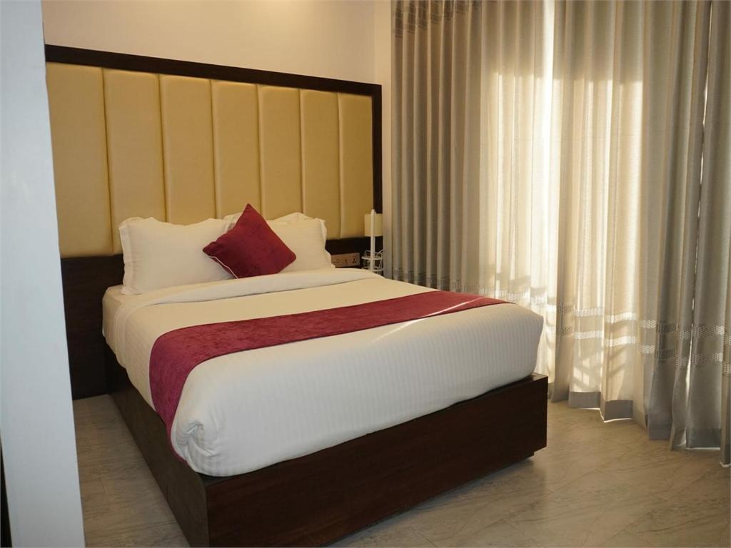 Shada Pathor Hotel & Resort Companiganj Екстер'єр фото