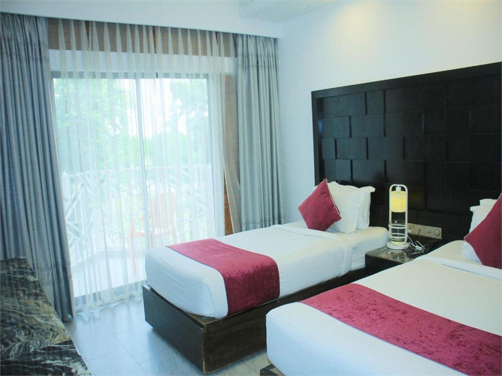 Shada Pathor Hotel & Resort Companiganj Екстер'єр фото